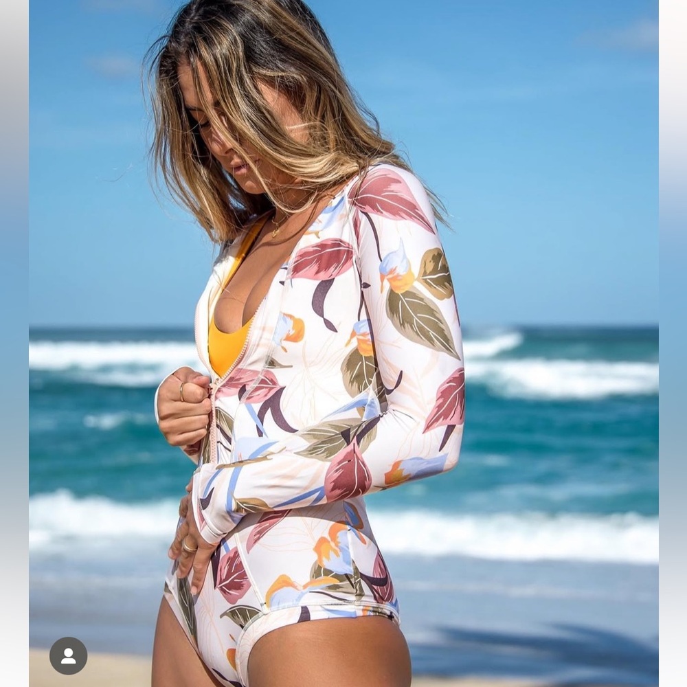 L*SPACE Mod One Piece Swimsuit Paradise Size 6/S